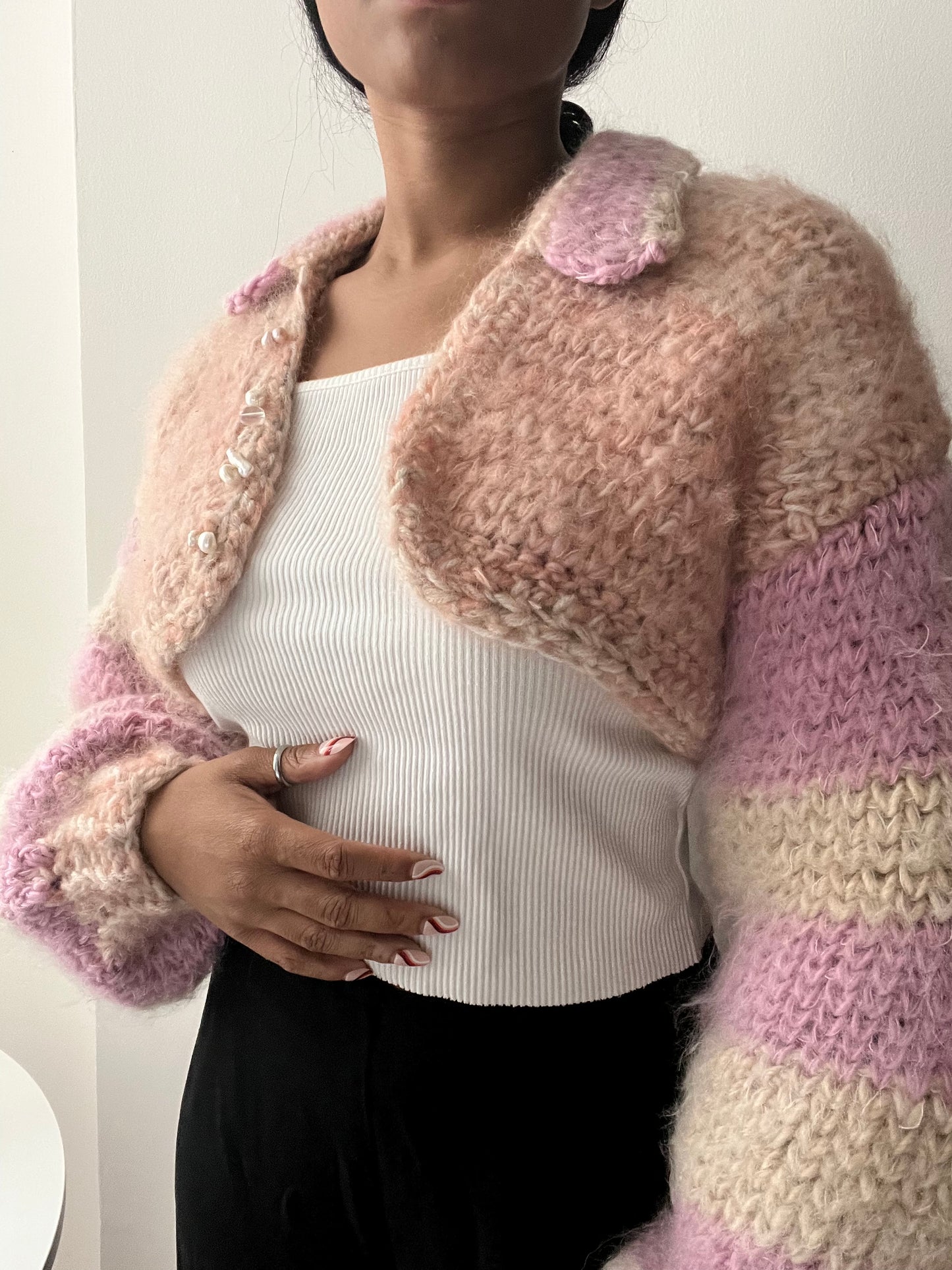 Pink and White: The Cropped Cardy